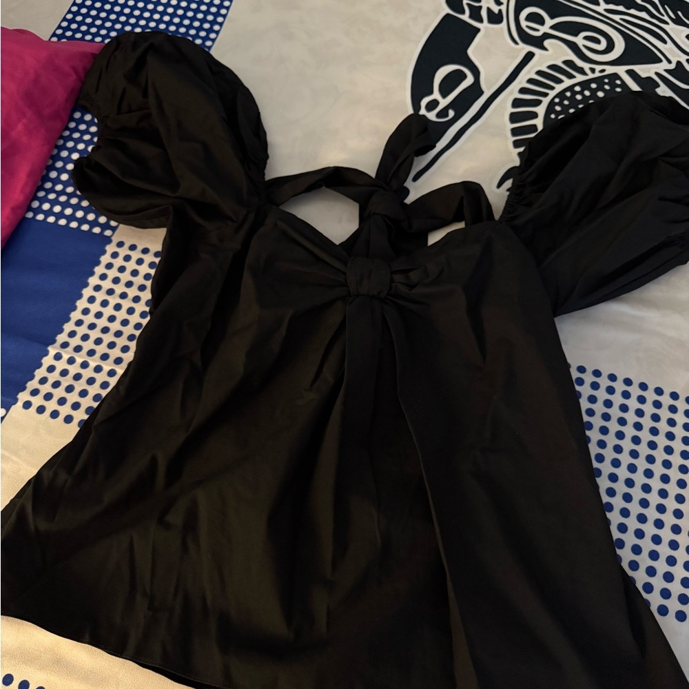 Express Black Puff Sleeve Top